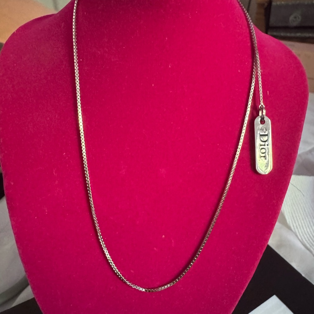 Dior Silver Chain Necklace with Logo Pendant - Picture 5 of 8